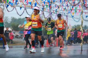 BIB: 10820
                            <button type="button" onclick="openModal(10062302)" class="btn btn-primary btn-sm float-right btn-popup" data-toggle="modal" data-target=".modal-high-quality">
                        <i class="fas fa-shopping-cart"></i> Add to Cart
                    </button>
                                            <button type="button" onclick="isThisMe(10062302, true)" class="btn btn-success btn-sm float-right btn-popup btn-isme hidden" data-toggle="tooltip" data-placement="bottom" title="นี่คือรูปของคุณใช่ไหม คลิกที่นี่เพื่อเอาเข้าอัลบั้ม">
                        <i class="fas fa-plus"></i> Add to album
                    </button>
                    <button type="button" onclick="isThisMe(10062302, false)" class="btn btn-warning btn-sm float-right btn-popup btn-isnotme hidden">
                        <i class="fas fa-ban"></i> Remove from album
                    </button>